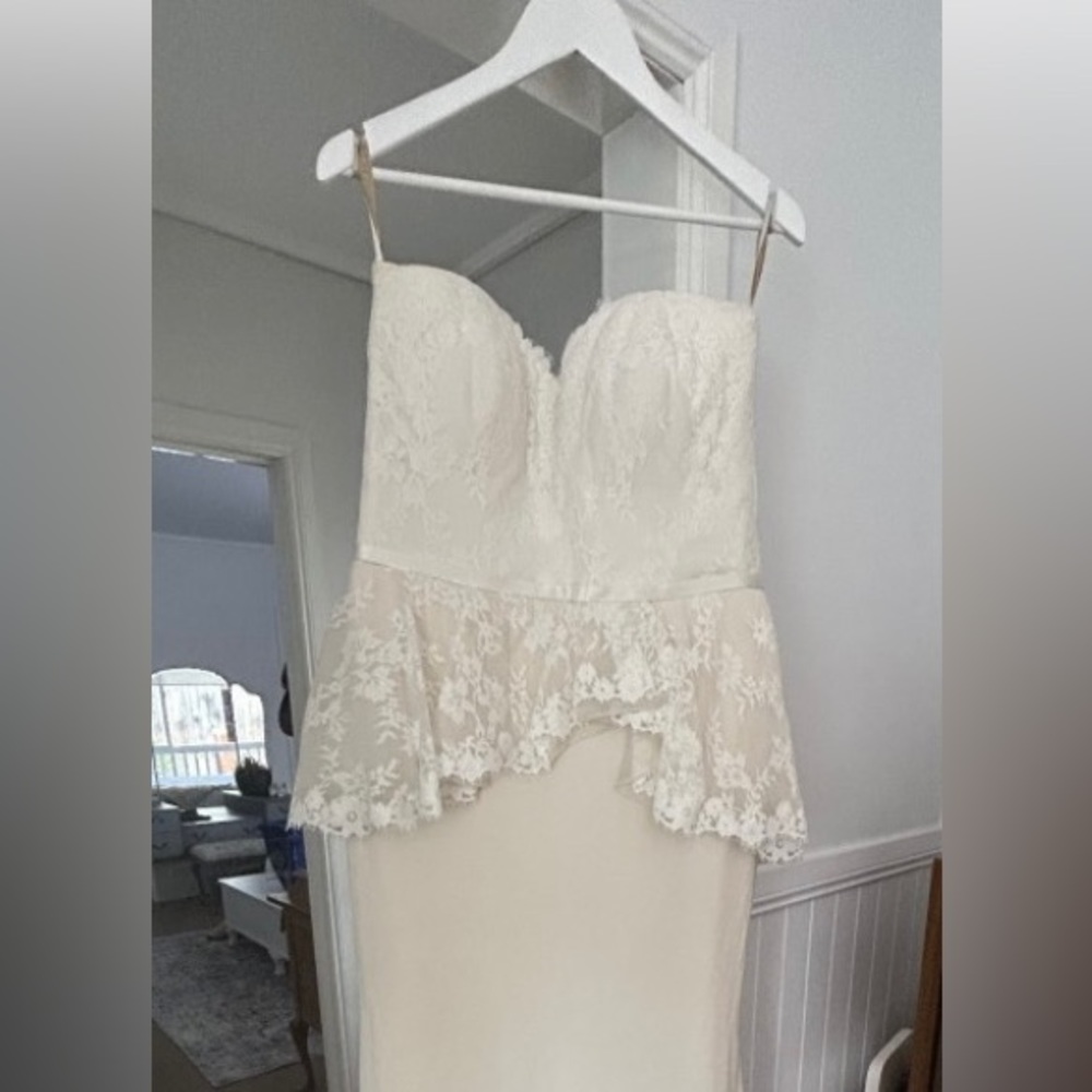 Mariana Hardwick Peplum Wedding Gown - Picture 5 of 9